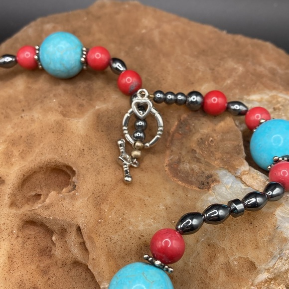 Natural stone and hematite 26” long beaded necklace with toggle clasp. - Picture 2 of 3